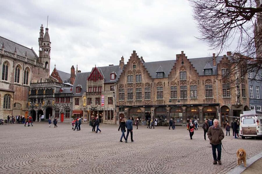 Brussels: Private & Customizable Day Trip to Bruges - Price and logistics: what you are really paying for