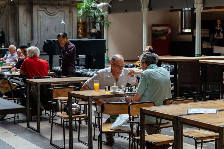 Brussels: Private Food Tour – 10 Tastings with Locals - Belgian fries and chocolate, but with a local comparison mindset