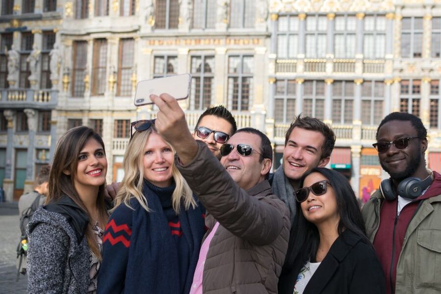 Brussels: Private Tour of the Upper and Lower City - How the federal opera house and Royal Galleries change the mood