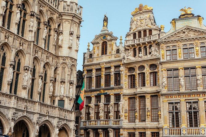 Brussels PRIVATE TOUR With Locals: Highlights & Hidden Gems - Stop 2: Palais Royal de Bruxelles, the stories behind the facade