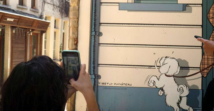 Brussels: The comic book walls walking tour - Tintin’s house in Brussels, and the joy of connecting fiction to place