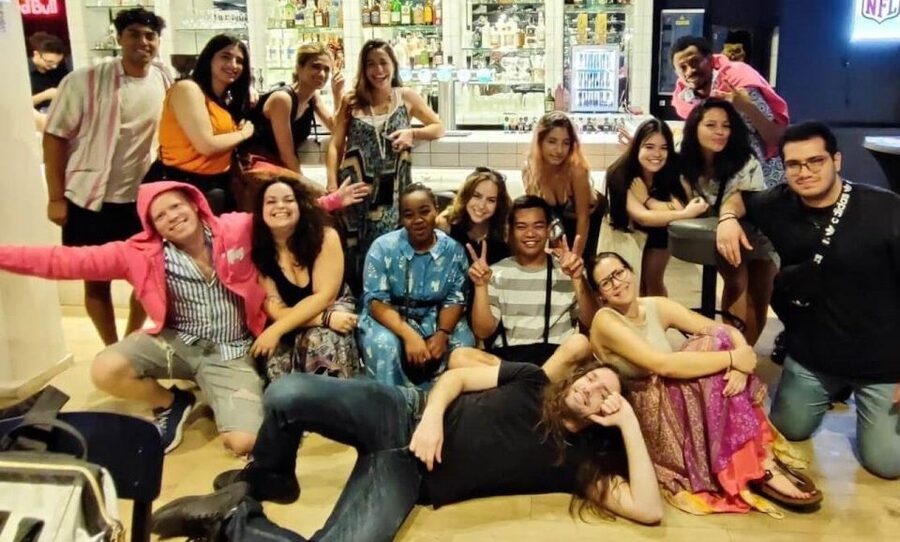 Brussels Tipsy Tour: Cocktail Making, Painting & Chocolates - Practical tips so your afternoon runs smoothly