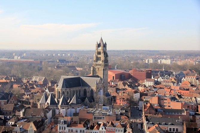 Brussels to Bruges: Private & Personalized Day Trip with a Local - Beguinage walks and Minnewater, Lake of Love