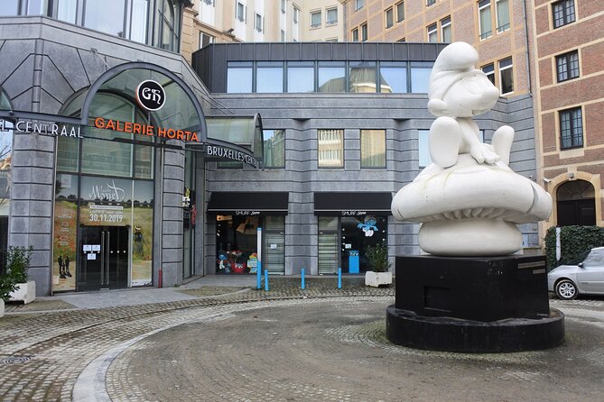 Comic Book Tour in Brussels - Starting at Bd Anspach: Brüssel gallery, comic origins, and local meaning