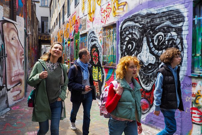 Discover the secrets of Bruges by playing! - Turning Bruges streets into a team puzzle walk