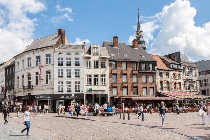 e-Scavenger hunt Hasselt: Explore the city at your own pace - Price, Timing, and Group Size, so you get value