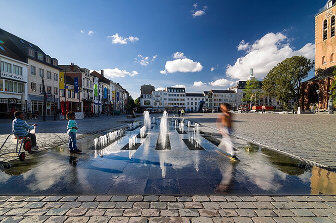 e-Scavenger hunt Turnhout: Explore the city at your own pace - Turnhout at your own speed, not on a tour schedule