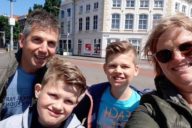 e-Scavenger hunt Turnhout: Explore the city at your own pace - Starting at Stationstraat 38 and letting the app do the directing