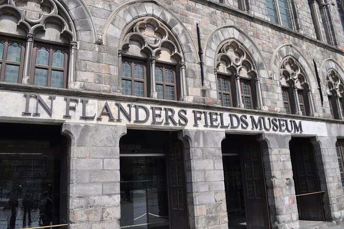e-Scavenger hunt Ypres: Explore the city at your own pace - The Last Post ceremony at 8:00 pm under the Menin Gate