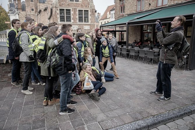 "Edges of Brugge" Photo Tour - 2hr open city tour & workshop - The ending at Jan van Eyckplein, plus the little extras
