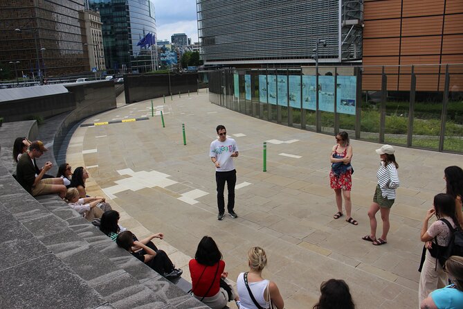 European Quarter Comedy Tour - Stop 1: European Parliament, 720 members and 24 languages