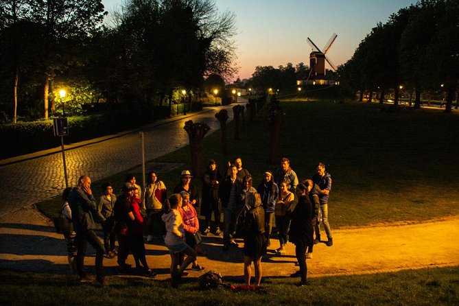 Evening Tour: The Dark Side of Bruges - Meeting at the Markt and Getting Your Bearings Fast