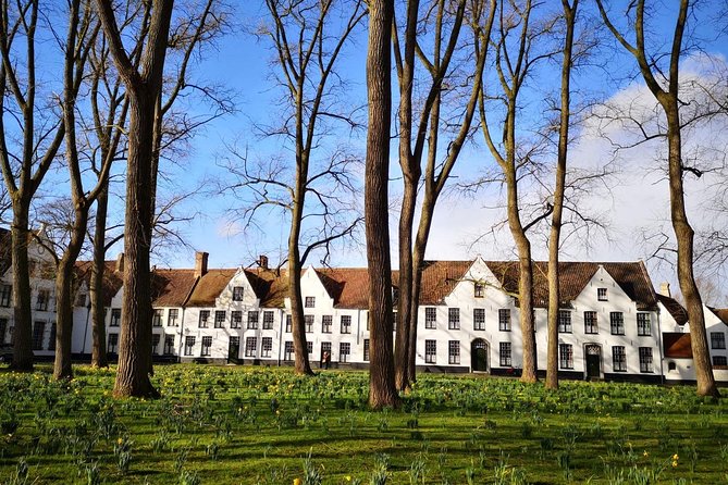 Excursion to Bruges and Ghent by bus from Brussels - Bruges on foot: from Minnewater Lake to the Markt square