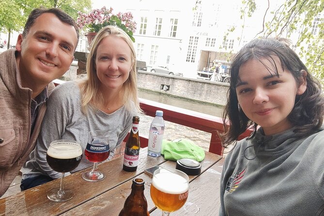 Food tasting & Historical walk - A burger-free Bruges lunch, with cheese and snacks that actually fill you