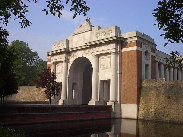From Bruges: Great War Flanders Fields Minibus Tour w/ Lunch - Passchendaele and Polygon Wood: reading the ground like a battlefield map