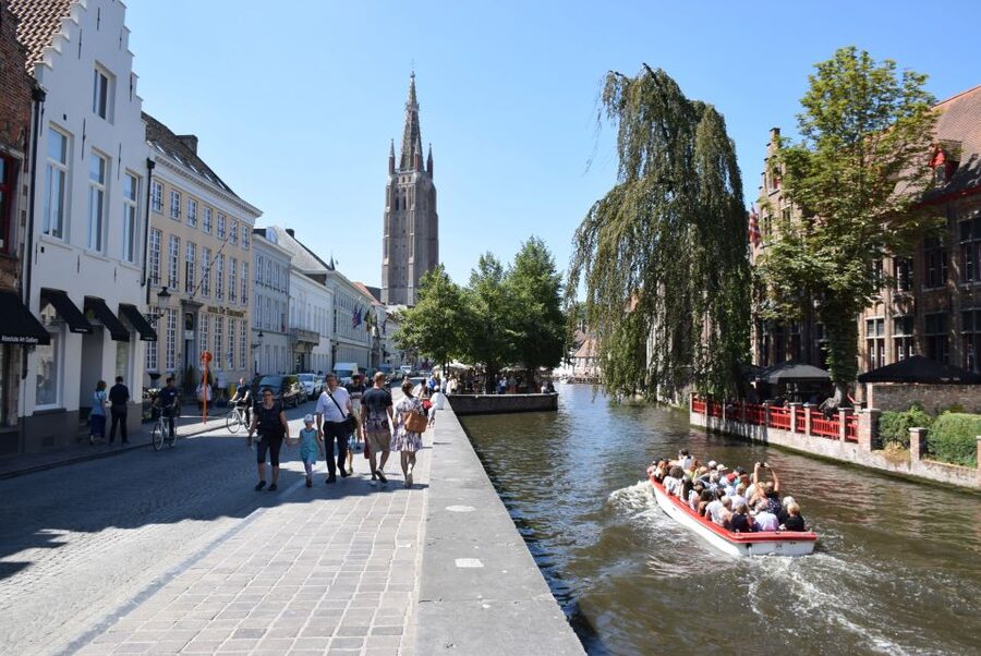 From Brussels: Bruges Private Tour - Optional canal boat trip: worth it, if you pick your moment