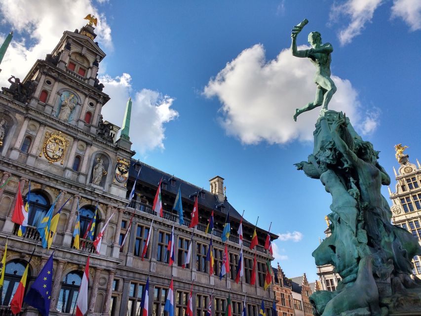 From Brussels: Guided Antwerp City Tour - Stroll the shopping streets and architecture gems before the free time