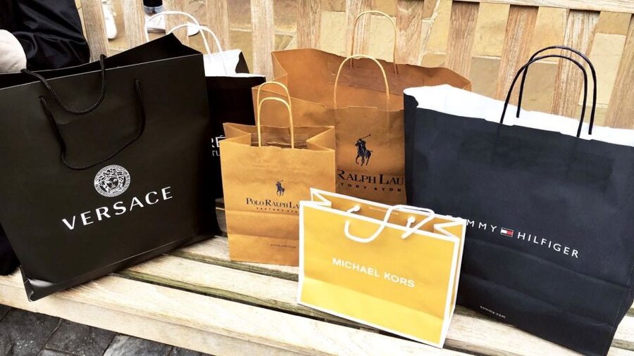 From Brussels: Maasmechelen Outlet Shopping Trip - Transportation tips for a smooth return