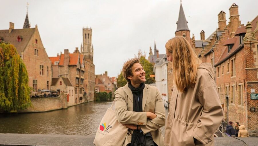 From Paris: Day Trip to Bruges with Optional Seasonal Cruise - Free time in Bruges: how to use the 3 to 4.5 hours well