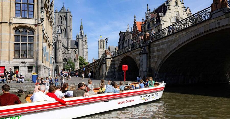 Ghent: 40 Minute Medieval Center Guided Boat Tour - Key things to know before you go
