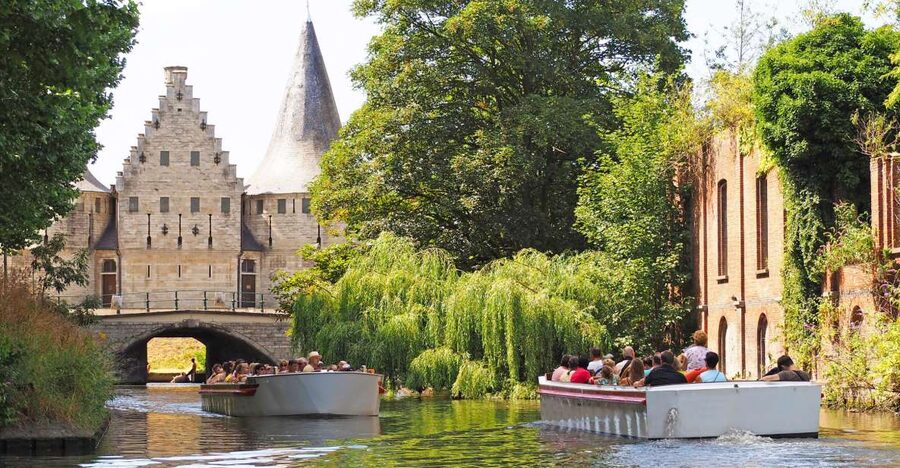 Ghent: 50-Minute Medieval Center Guided Boat Trip - Quick hits before you go