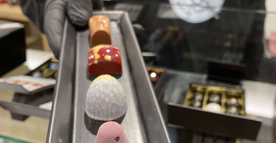 Ghent: Belgian Chocolate Walking Tour with Tastings - The Tastings: 9+ Bites, Open Ateliers, and How the Stops Are Structured