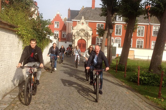 Ghent Bike Tour Off-the-beaten-track - Off-the-beaten-track Ghent by bike, not on foot