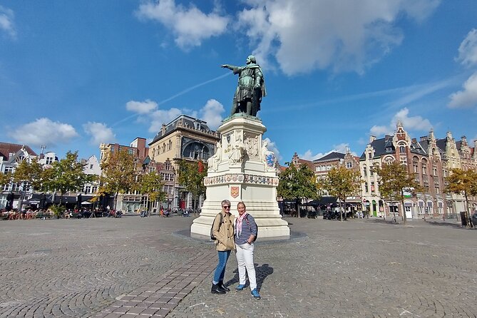 Ghent Chocolate Tasting and Sightseeing Tour - Meeting at Vrijdagmarkt and getting your bearings fast
