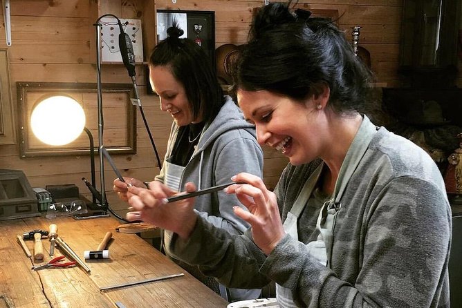 Handcraft your own silver ring in Bruges - Fit Check and Final Shaping: Getting Comfortable, Not Just Finished