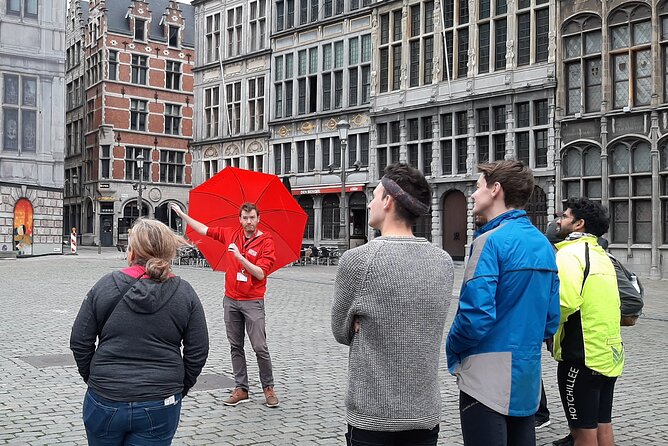 Historical Walking Tour: Legends of Antwerp - Vlaeykensgang and the Nello and Patrasche story moment