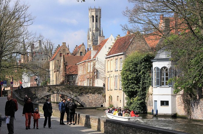 Photo Tour "Philip the Good" + Boat trip - Saint-Anna Church and Jeruzalem Chapel: small detours that add variety