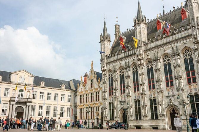 Private Bruges 3.5-Hour Guided Bike Tour: Discover Hidden Gems - Kruisvest windmills and the “green lungs” effect