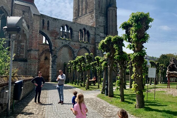 Private Bruges Countryside Cycling Tour to Damme with Guided Walk - Stop-by-stop: Minnewater Lake to Brugse Vesten and Kruispoort