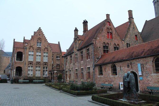 Private Bruges’ Iconic Sites and Chocolate Tasting Tour - Key highlights worth your attention