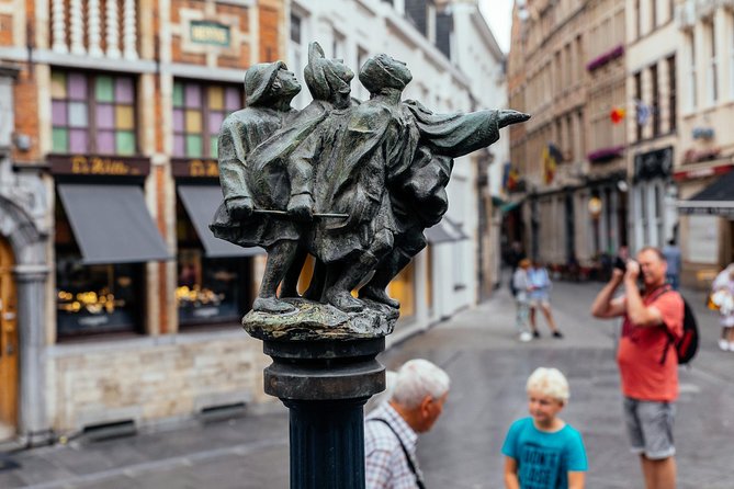 Private City Kickstart Tour: Brussels - Bd Anspach meeting point, pacing, and what you control