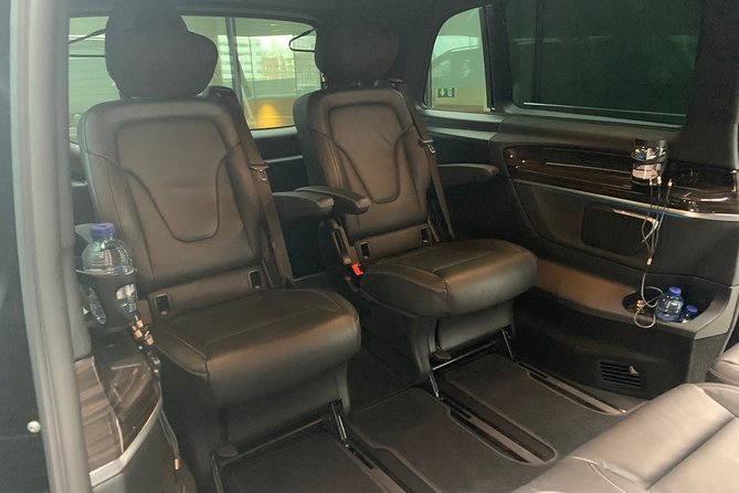 Private taxi Transfer from Bruges to Amsterdam - Is it worth booking at $463.04 per person?