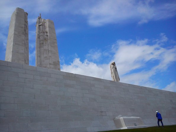 Private Vimy and Belgium Canadian Battlefield Tour from Bruges - Hill 62 and Sanctuary Wood: Spring 1916 in One Key High Point