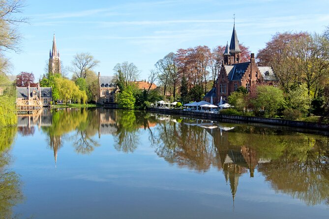 Romantic Bruges: Love Between the Canals Exploration Game - Best Fit: Who Should Book This Canal Clue Game