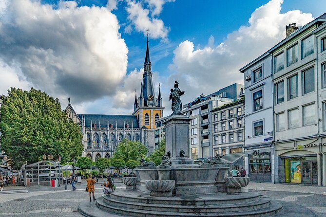 Small Group Liège to Aachen to Maastricht Border Crossing Tour - Maastricht highlights: Sint Servaas Bridge, then the Basilica, then dinner time