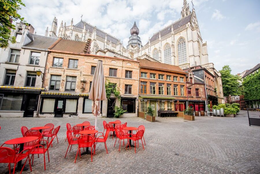 Surprise tour of Antwerp guided by a Local - Who should book this surprise Antwerp walk