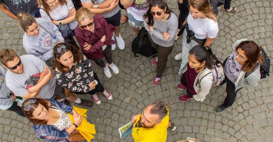 💛 Tell Me About Bruges 🏰 1000 Years of Stories by Locals ⭐ - Pieter de Coninck and Jan Breydel, plus the Provincial Court feeling