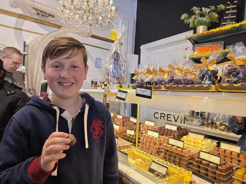 Thé best chocolate in Bruges! Private tour! - Katelijnestraat and Walstraat: Two More Chocolate Chances to Compare