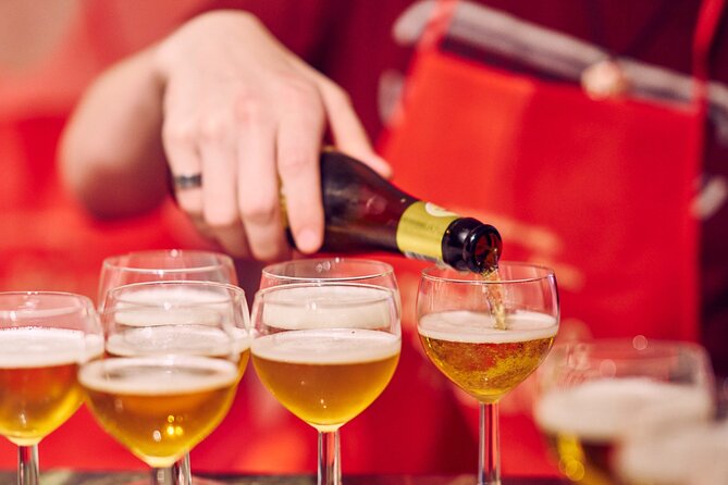 The Waffles 'n Beer Workshop in Brussels Centre - Belgian beer tasting: choosing the flavor that drives the whole class