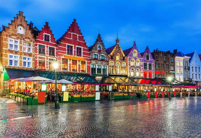 Top Highlights of Bruges from Zeebrugge Port - Free time at Market Square, the best place to eat on your terms