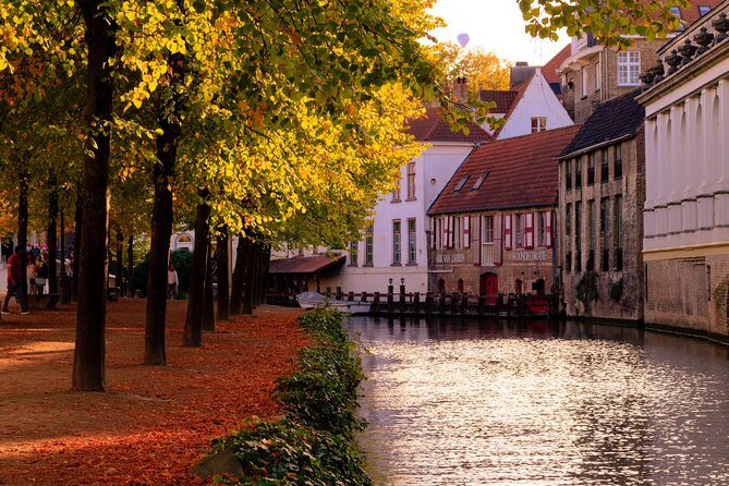 Walking tour of Bruges with boat option and/or beer tasting - Hospital stories and Michelangelo’s Virgin and Child, medieval health and art
