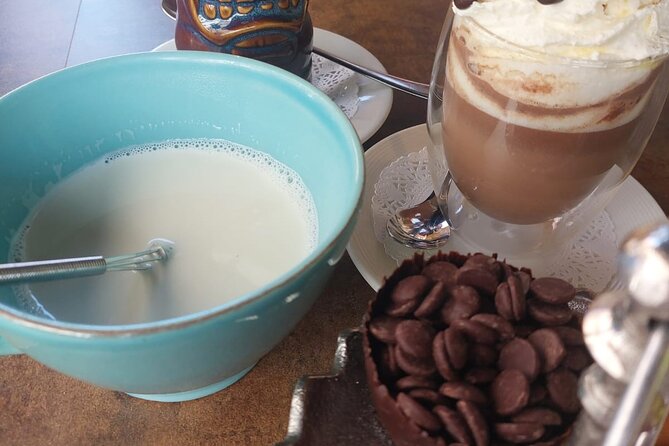 Walking Tour with Hot Chocolate and Chocolate Tasting - Markt: getting your bearings with the Belfry’s medieval power